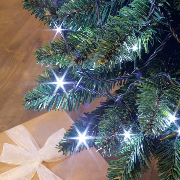 décoration de Noël avec une guirlande LED de Noël Blachère Illumination Store