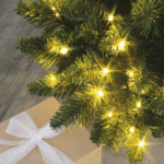arbre décoré d'une guirlande pour Noël Blachère Illumination Store